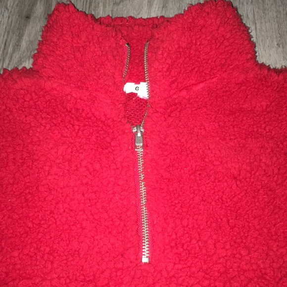 Garage red fluffy sweater - Picture 4 of 4